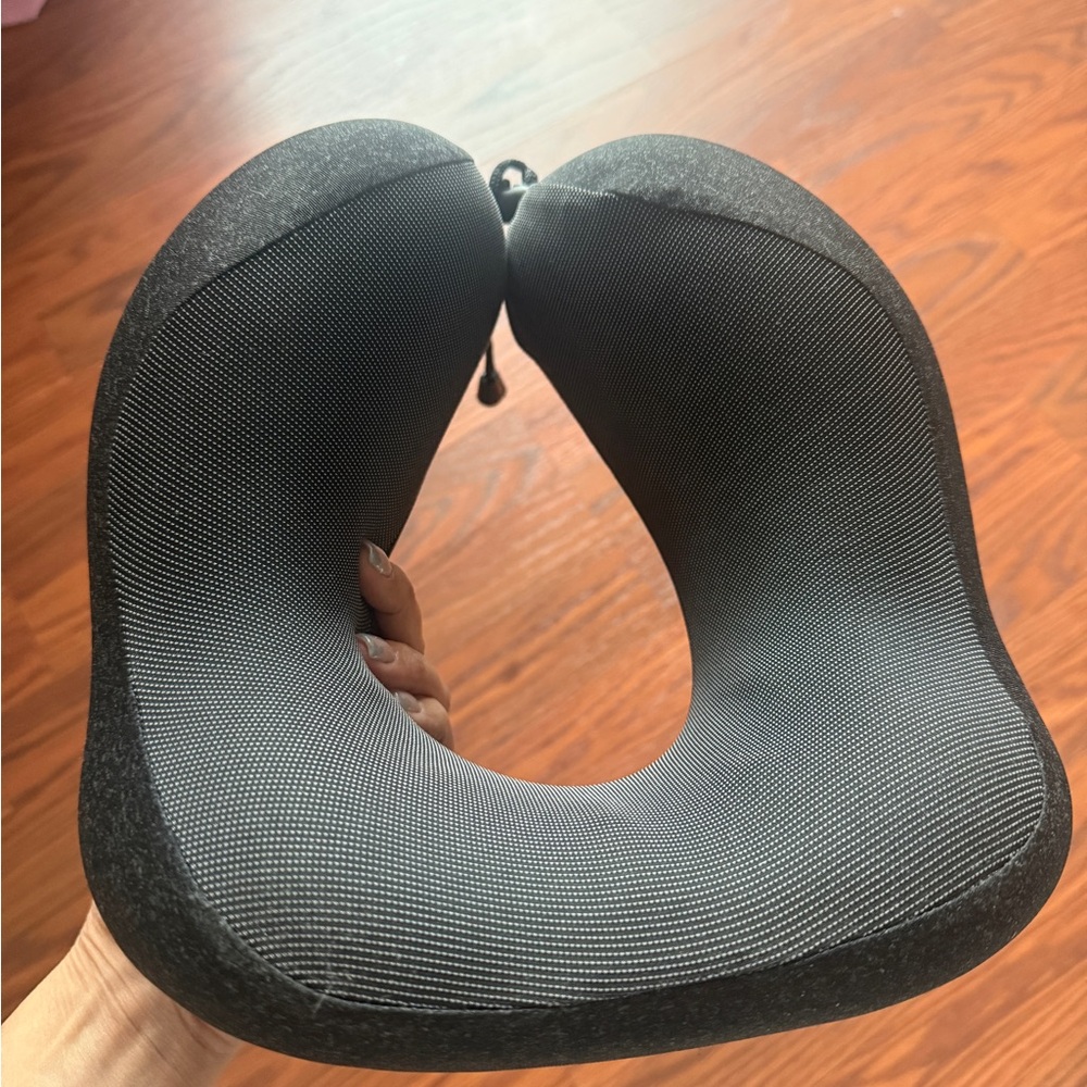 Black Travel Neck Pillow